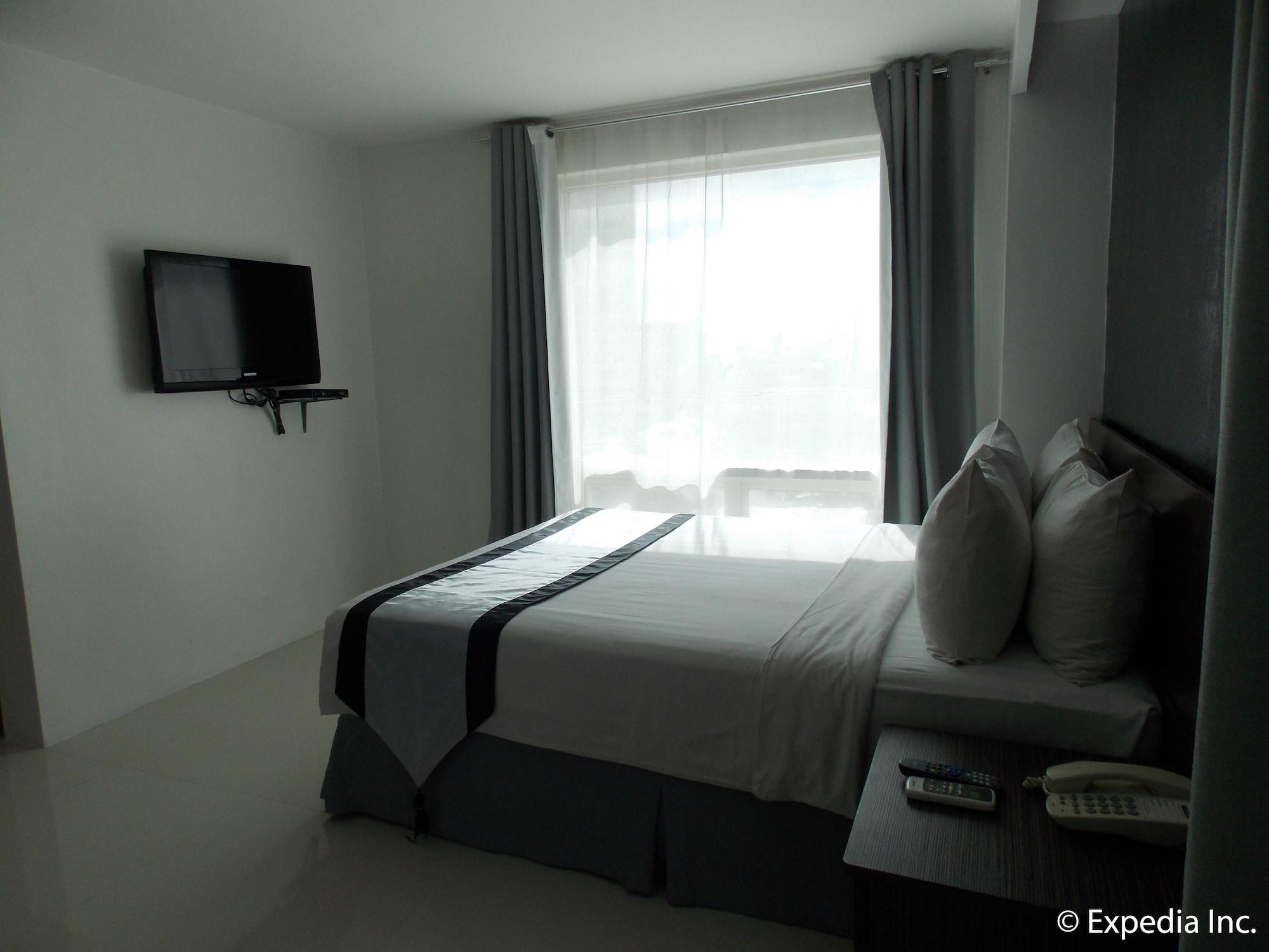Cityscape Hotel Mandaue City Exterior photo