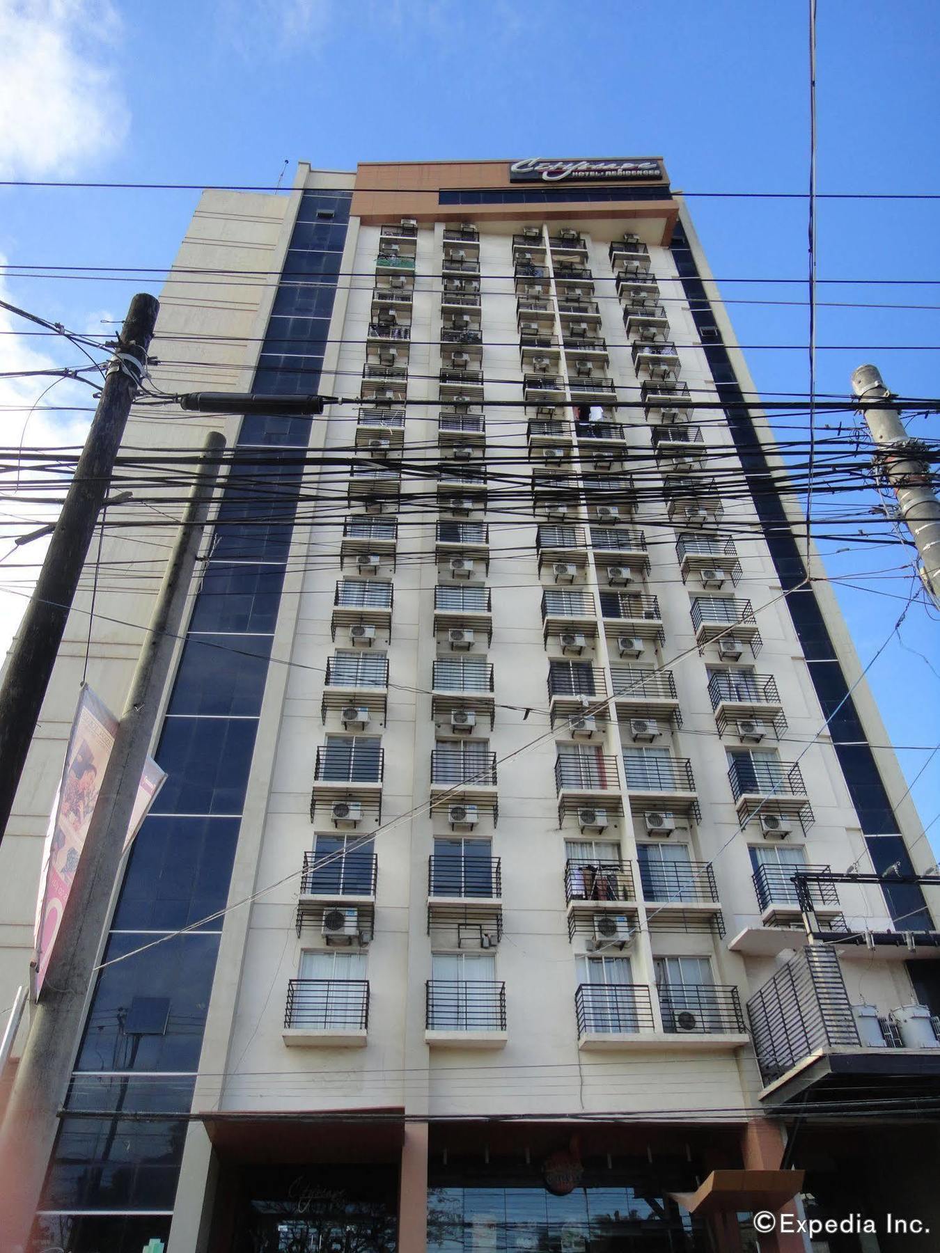 Cityscape Hotel Mandaue City Exterior photo