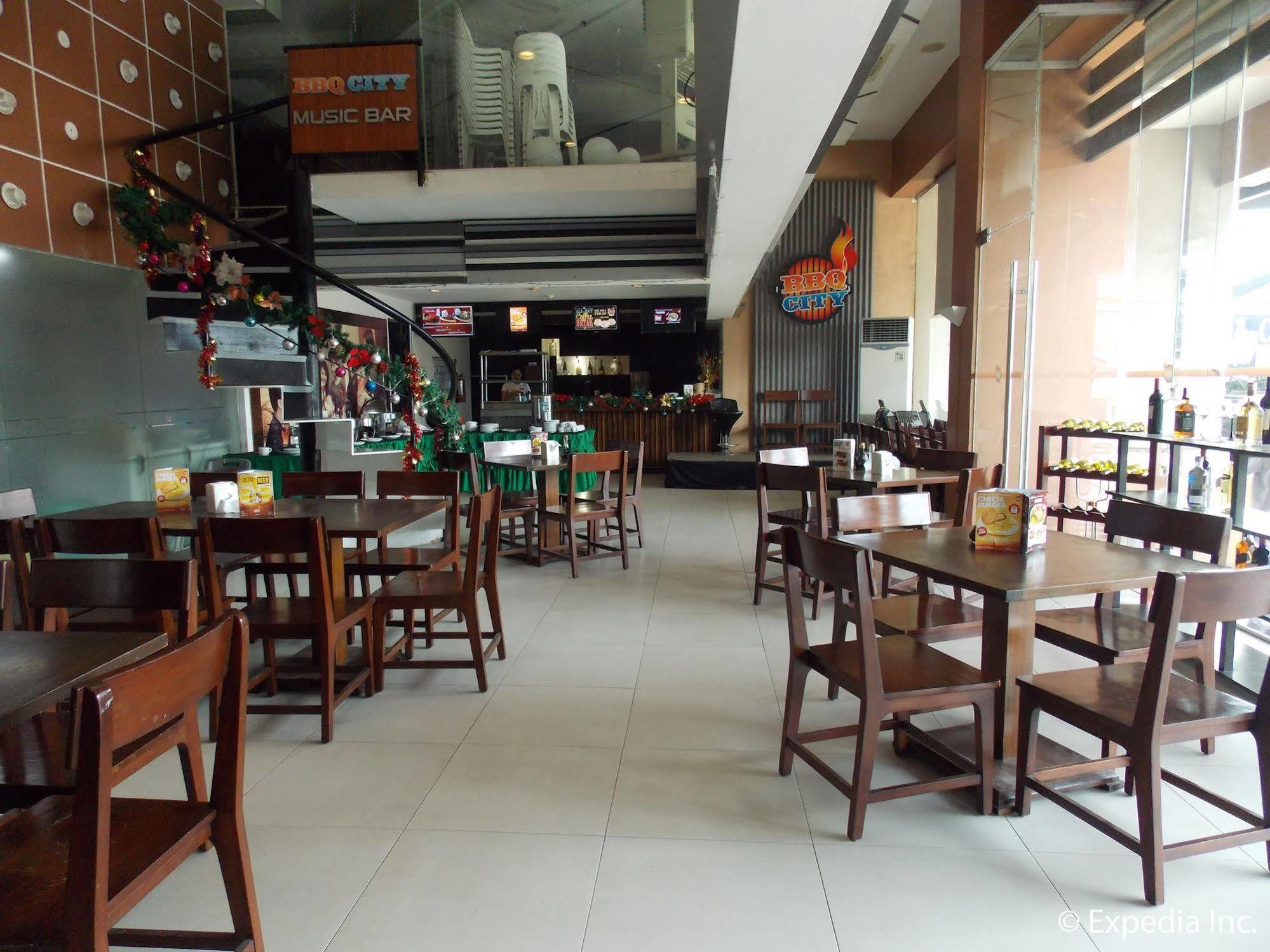 Cityscape Hotel Mandaue City Exterior photo
